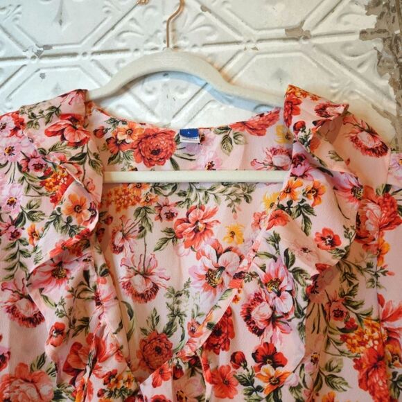 Old Navy Red & Pink Romantic Ruffled Blouse with Peter Pan Collar Large NWT - Picture 5 of 15